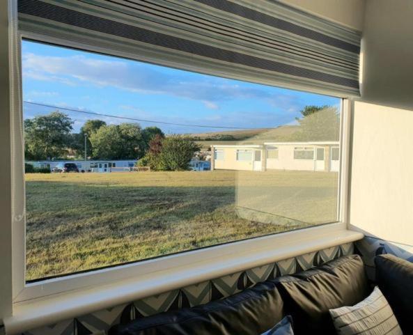 Chalet 57 Sandown Bay Holiday Centre Generous Money Off Ferry Crossings & Free Wifi, September And Halloween Deals Now On Екстер'єр фото